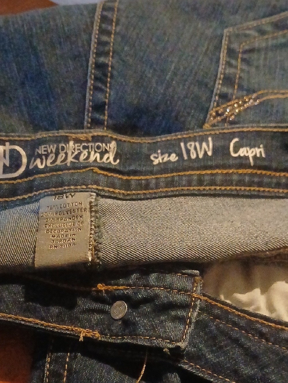 new directions Weekend Womens Plus Size Blue Capri Jeans Size 18W - Picture 4 of 5